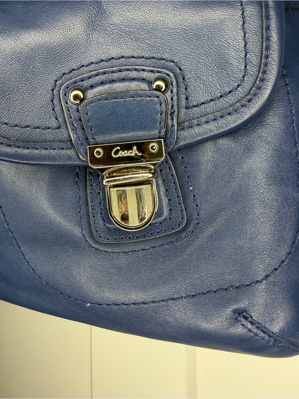 Coach Kristin Navy Cobalt Blue Leather Hobo Bag F23681 Push Lock Pockets - Picture 6 of 16